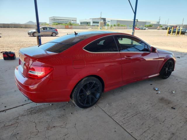  MERCEDES-BENZ C-CLASS 2014 Czerwony