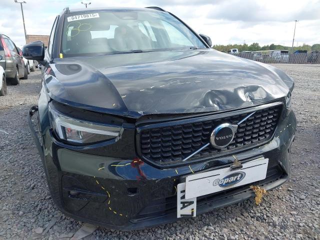 2022 VOLVO XC40 2.0 B4P PLUS DARK 5DR AWD AUTO