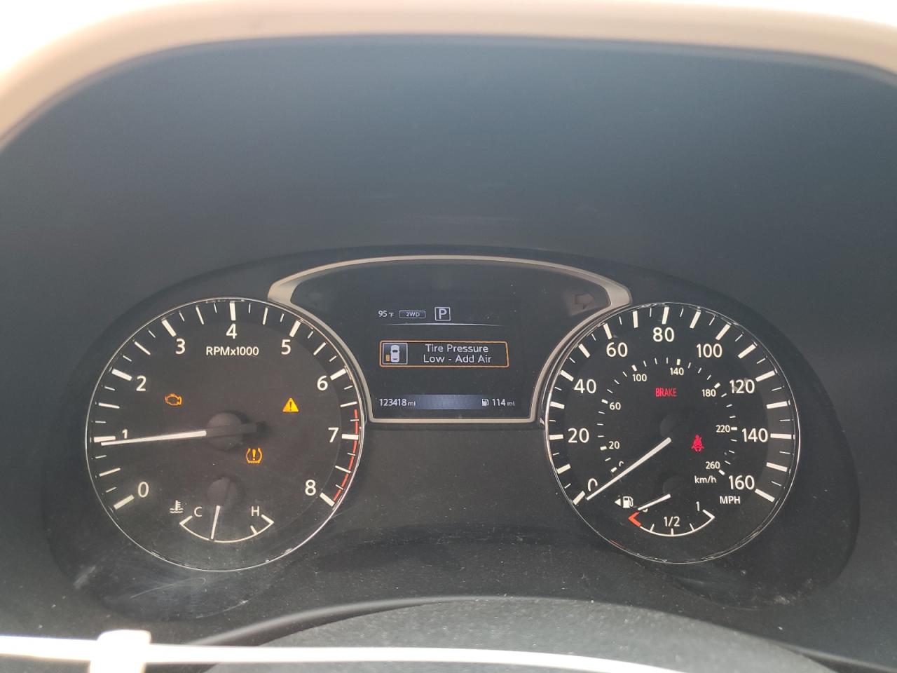 2017 Nissan Pathfinder S VIN: 5N1DR2MM3HC608892 Lot: 64260335