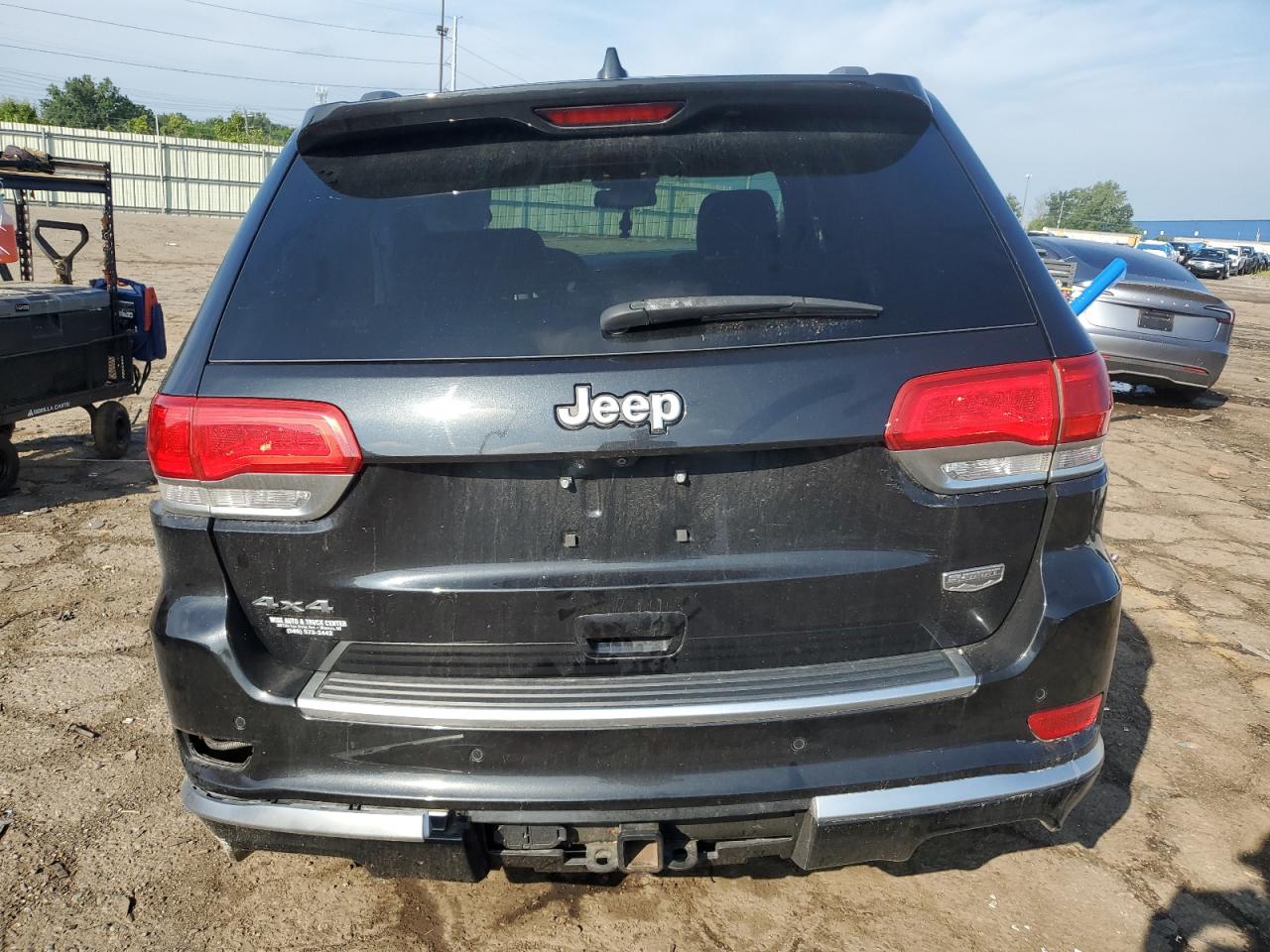 2015 Jeep Grand Cherokee Summit VIN: 1C4RJFJG3FC782255 Lot: 65986875