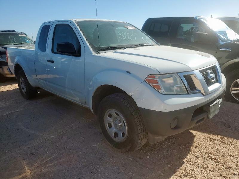 Пикапы NISSAN FRONTIER 2016 Белый
