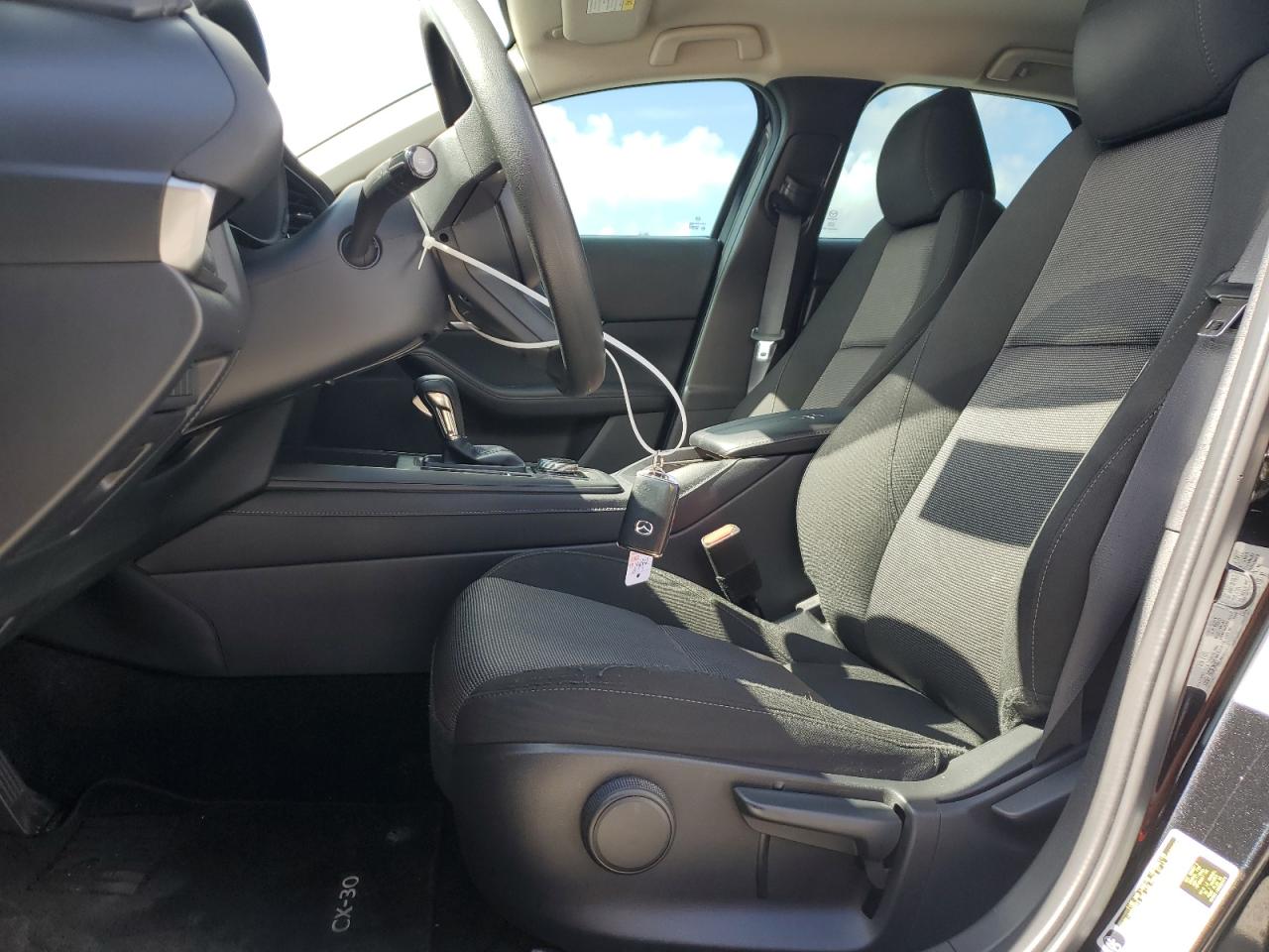 2022 Mazda Cx-30 VIN: 3MVDMBAL2NM415995 Lot: 65266645