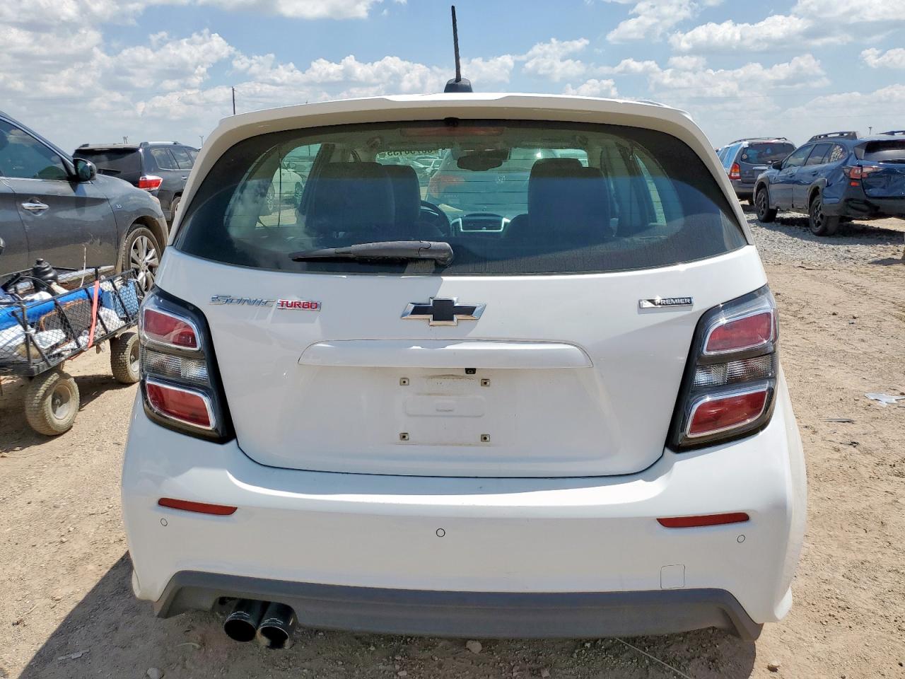 2018 Chevrolet Sonic Premier VIN: 1G1JF6SB2J4111463 Lot: 63758135