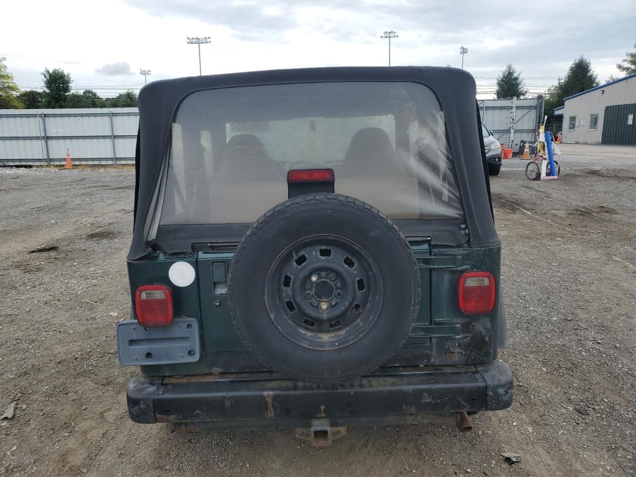 2000 Jeep Wrangler / Tj Se VIN: 1J4FA29P9YP700163 Lot: 65468325