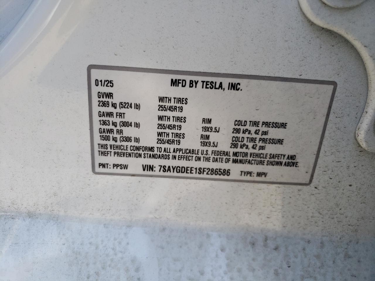 2025 Tesla Model Y VIN: 7SAYGDEE1SF286586 Lot: 62850215