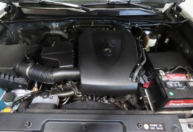 Pickups TOYOTA TACOMA 2016 Żółty