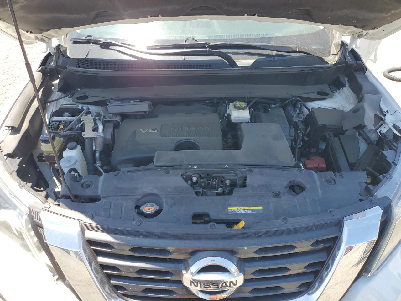 2019 Nissan Pathfinder S VIN: 5N1DR2MN0KC608655 Lot: 64632135