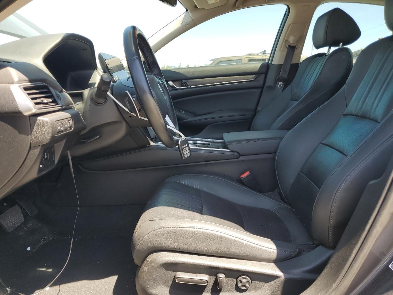 2022 Honda Accord Touring Hybrid VIN: 1HGCV3F97NA021596 Lot: 63929905