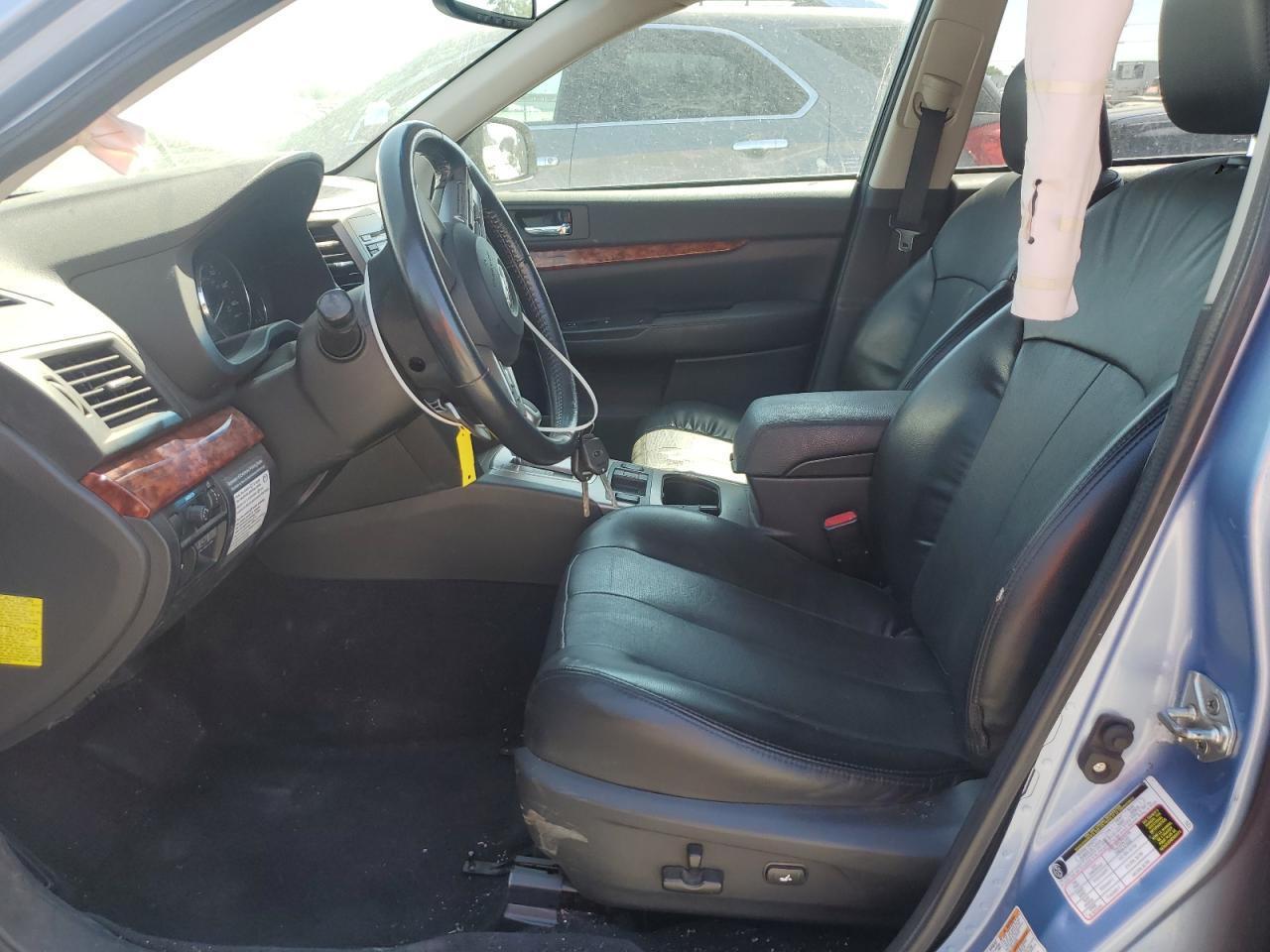 2011 Subaru Outback 2.5I Limited VIN: 4S4BRBKC1B3325917 Lot: 66334515