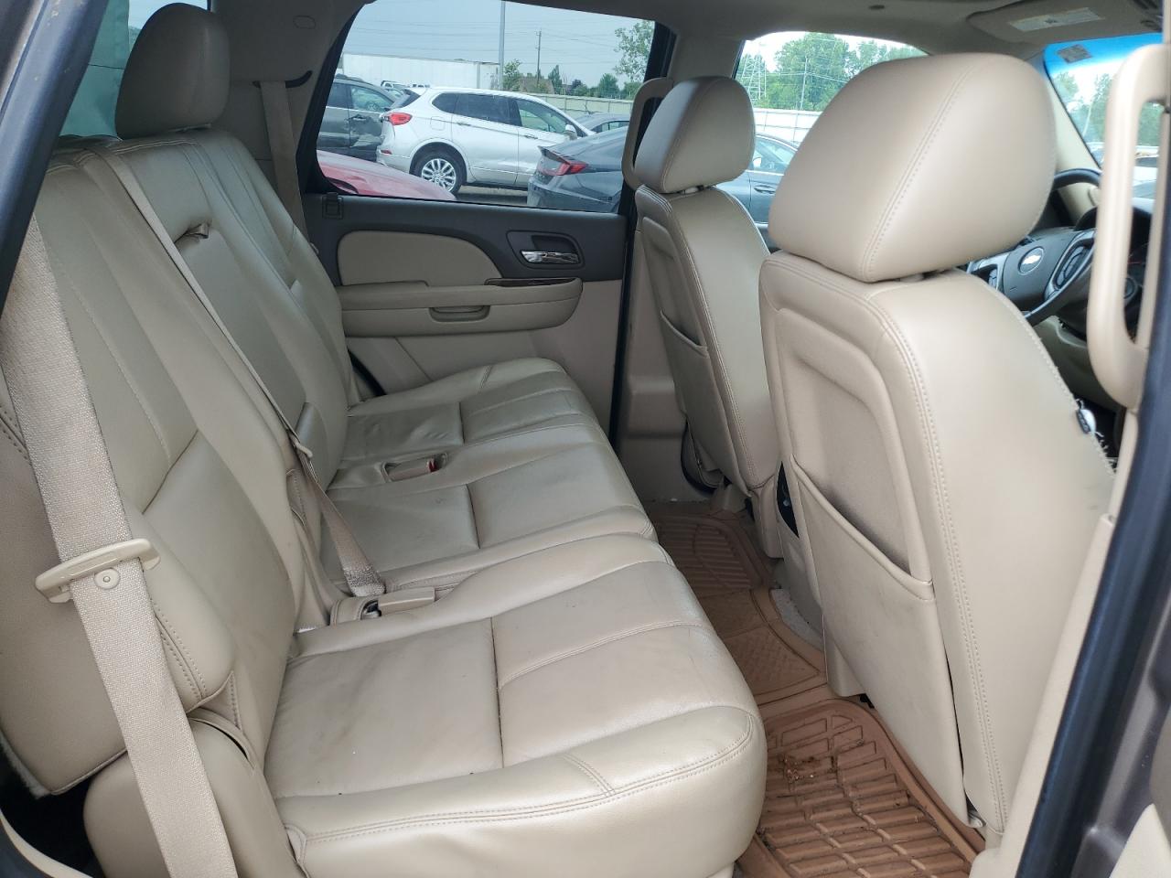 2013 Chevrolet Tahoe K1500 Lt VIN: 1GNSKBE04DR332507 Lot: 63448245