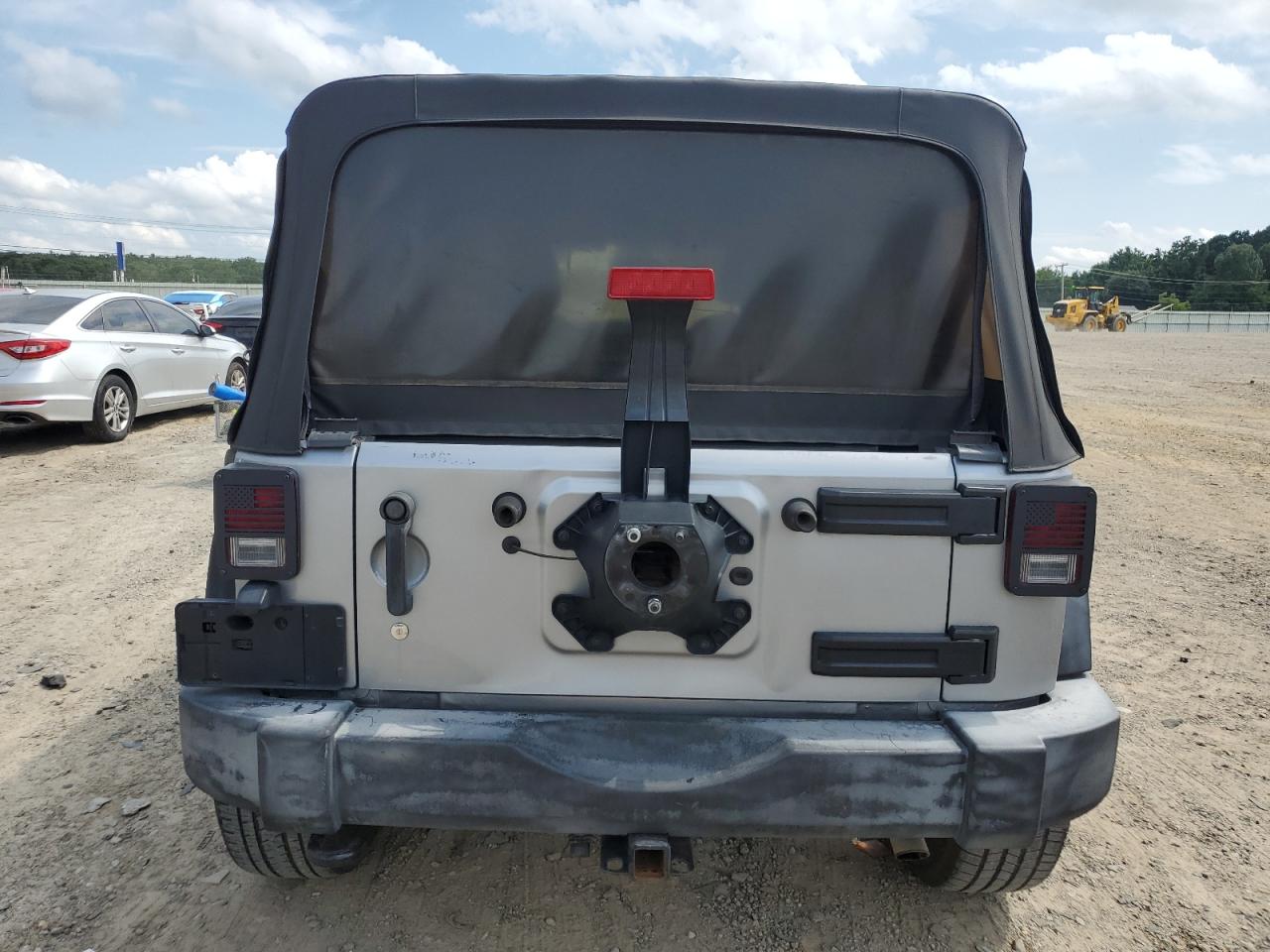 2016 Jeep Wrangler Unlimited Sport VIN: 1C4BJWDG8GL180255 Lot: 64616395