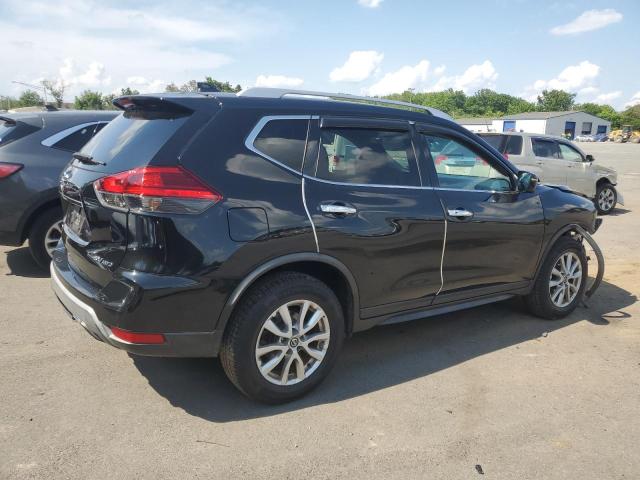 NISSAN ROGUE 2017 Czarny
