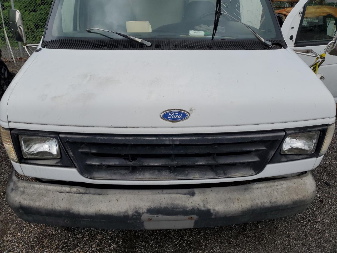 1994 Ford Econoline E350 Cutaway Van VIN: 1FDKE37H8RHA06940 Lot: 62635125