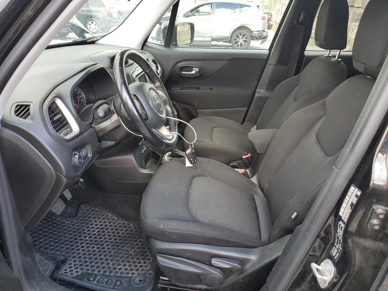 2017 Jeep Renegade Latitude VIN: ZACCJABB7HPG11812 Lot: 64967615