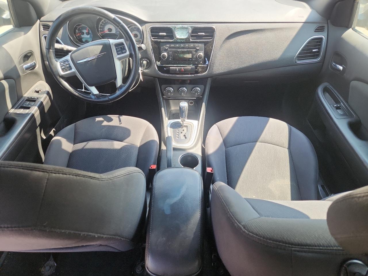 2012 Chrysler 200 Touring VIN: 1C3CCBBBXCN200331 Lot: 64035535