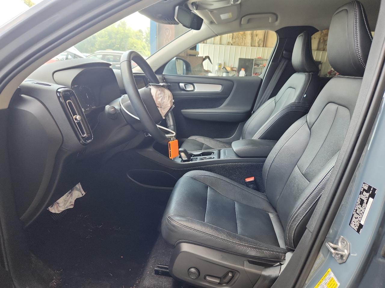 2021 Volvo Xc40 T5 Momentum VIN: YV4162UK8M2454479 Lot: 63034065
