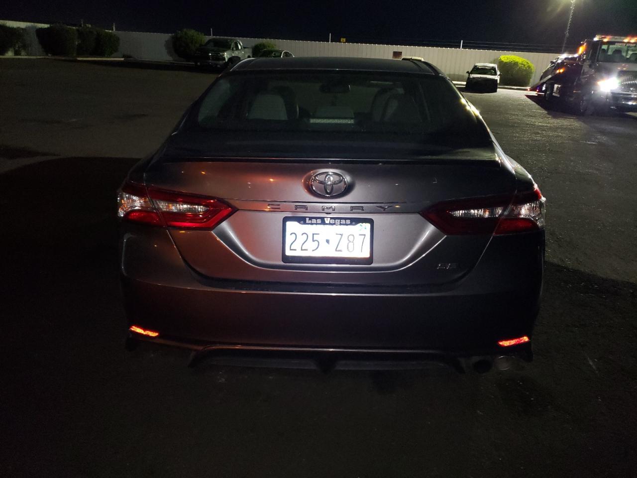 2018 Toyota Camry L VIN: 4T1B11HK1JU016778 Lot: 65656795