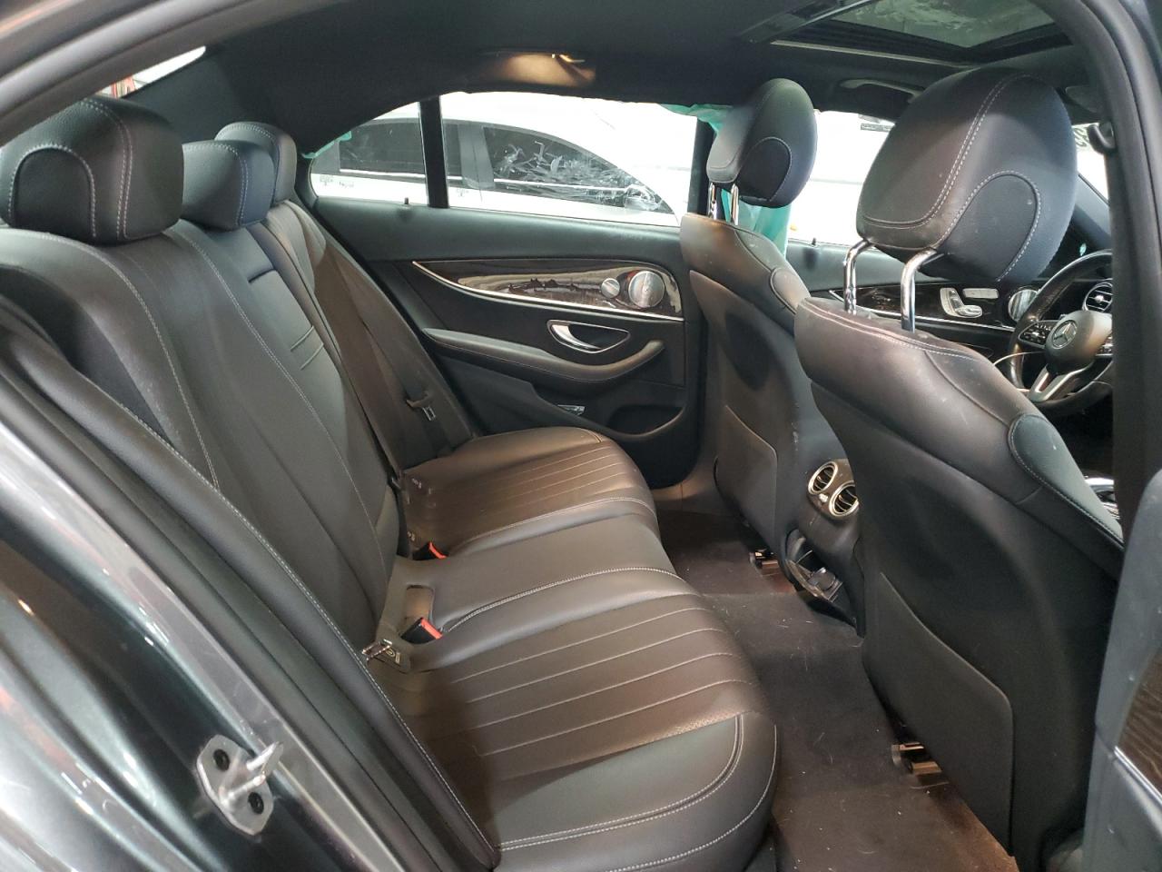 2020 Mercedes-Benz E 450 4Matic VIN: WDDZF6JBXLA725876 Lot: 64807435