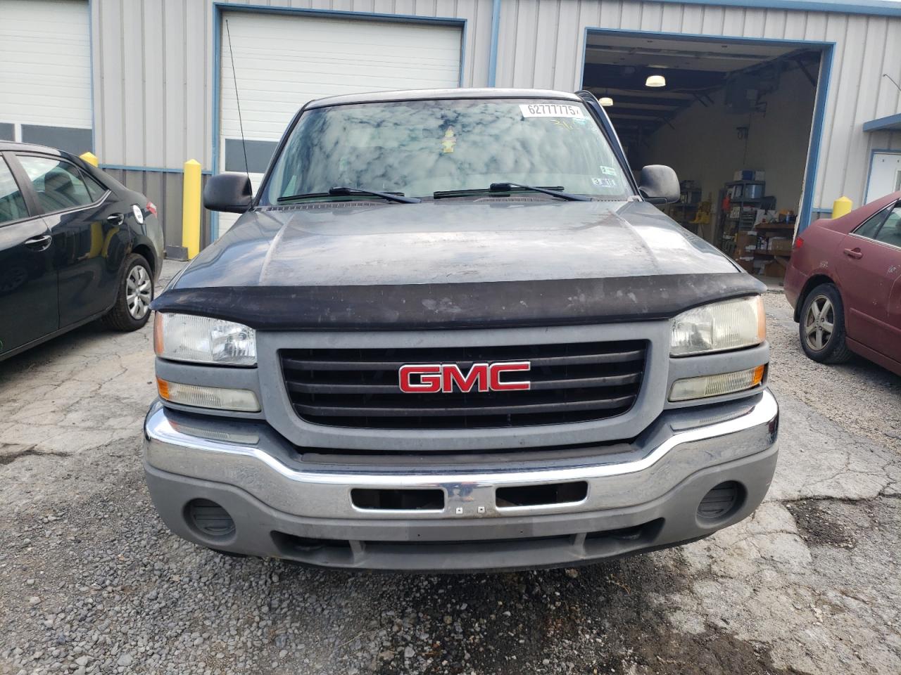 2007 GMC New Sierra C1500 Classic VIN: 1GTEC19V07Z196819 Lot: 62777775