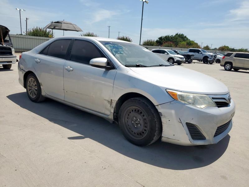 Sedans TOYOTA CAMRY 2014 Szary