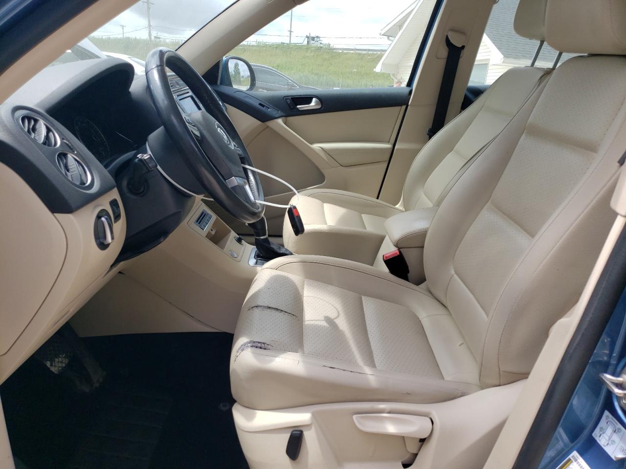 2017 Volkswagen Tiguan S VIN: WVGBV7AX3HK006014 Lot: 65197365