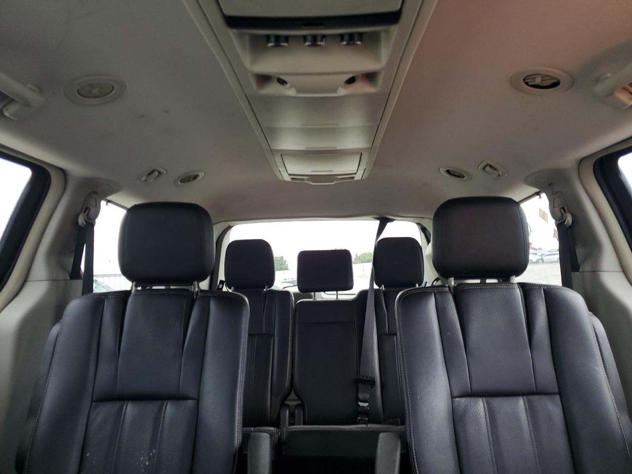 2014 Chrysler Town & Country Touring L VIN: 2C4RC1CG2ER214840 Lot: 65204175