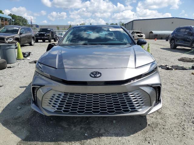  TOYOTA CAMRY 2025 Серебристый
