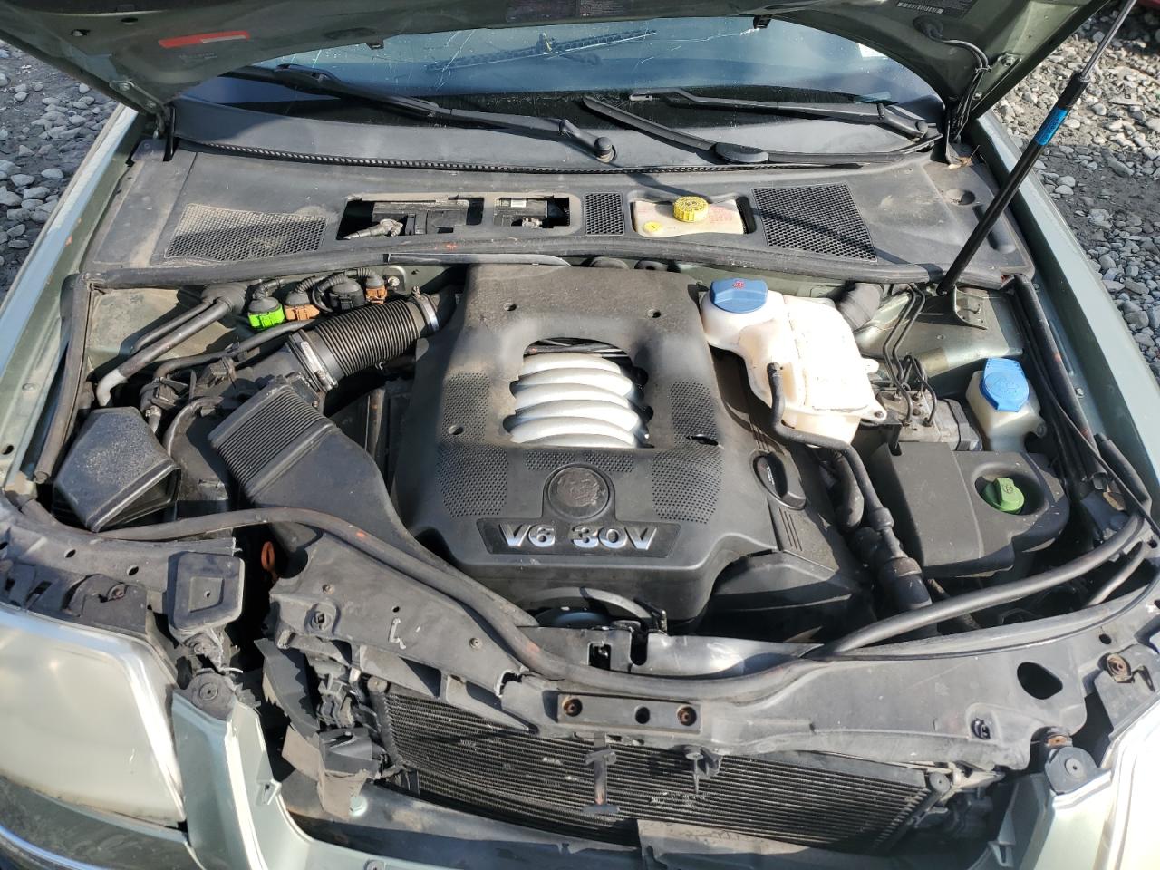 2002 Volkswagen Passat Glx 4Motion VIN: WVWTH63B22P118938 Lot: 64662765