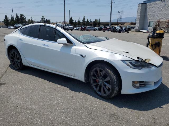  TESLA MODEL S 2019 White