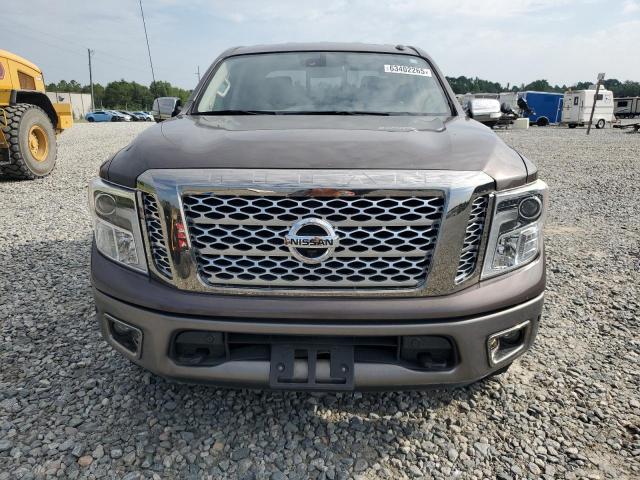  NISSAN TITAN 2018 Коричневый