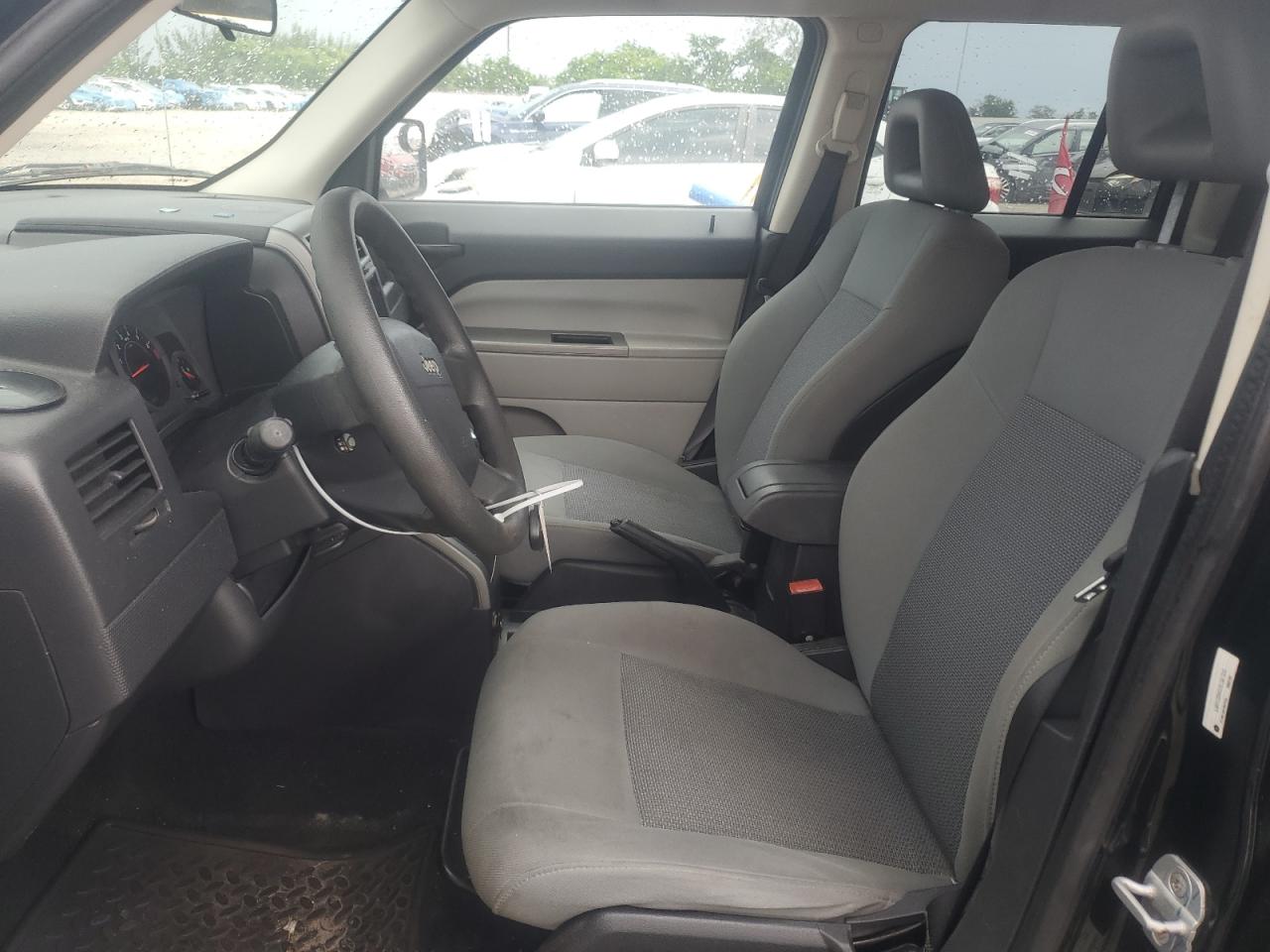 2007 Jeep Patriot Sport VIN: 1J8FF28W37D395333 Lot: 64645565