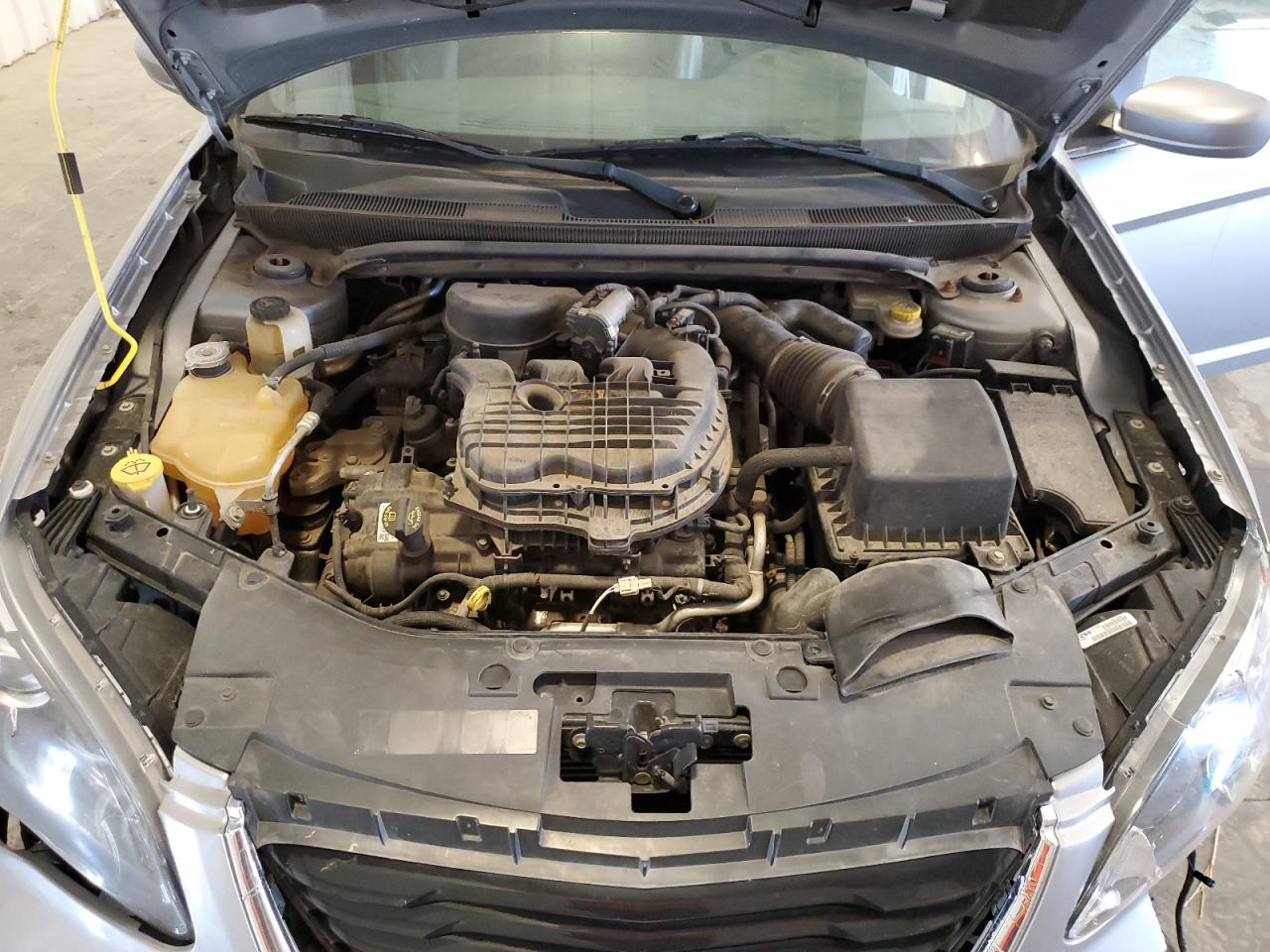 2013 Chrysler 200 Touring VIN: 1C3CCBBGXDN717027 Lot: 63325255