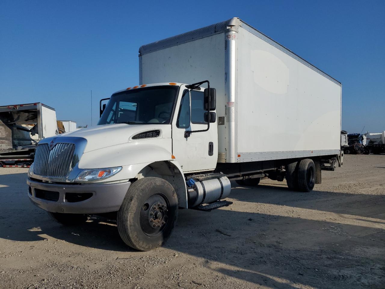 2019 International 4000 4300 white null diesel 3HAMMMML8KL697226 photo #3