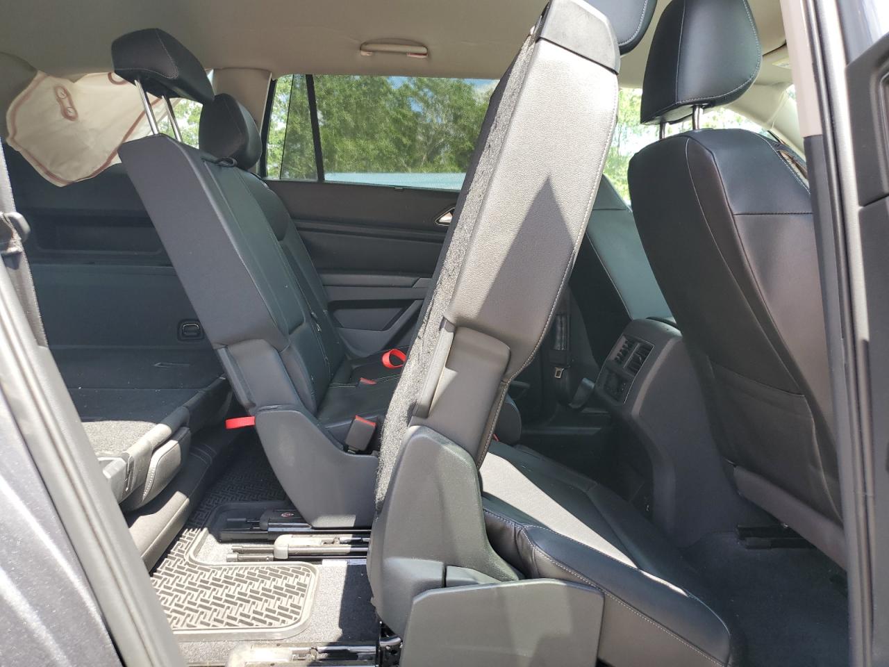 2018 Volkswagen Atlas Se VIN: 1V2DR2CA2JC559202 Lot: 64670185