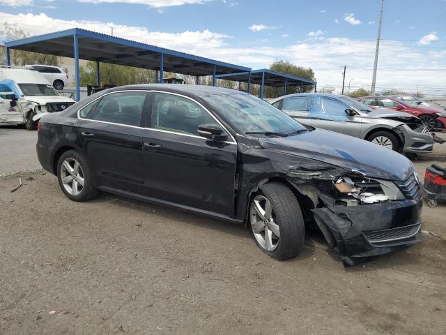 Sedans VOLKSWAGEN PASSAT 2013 Black