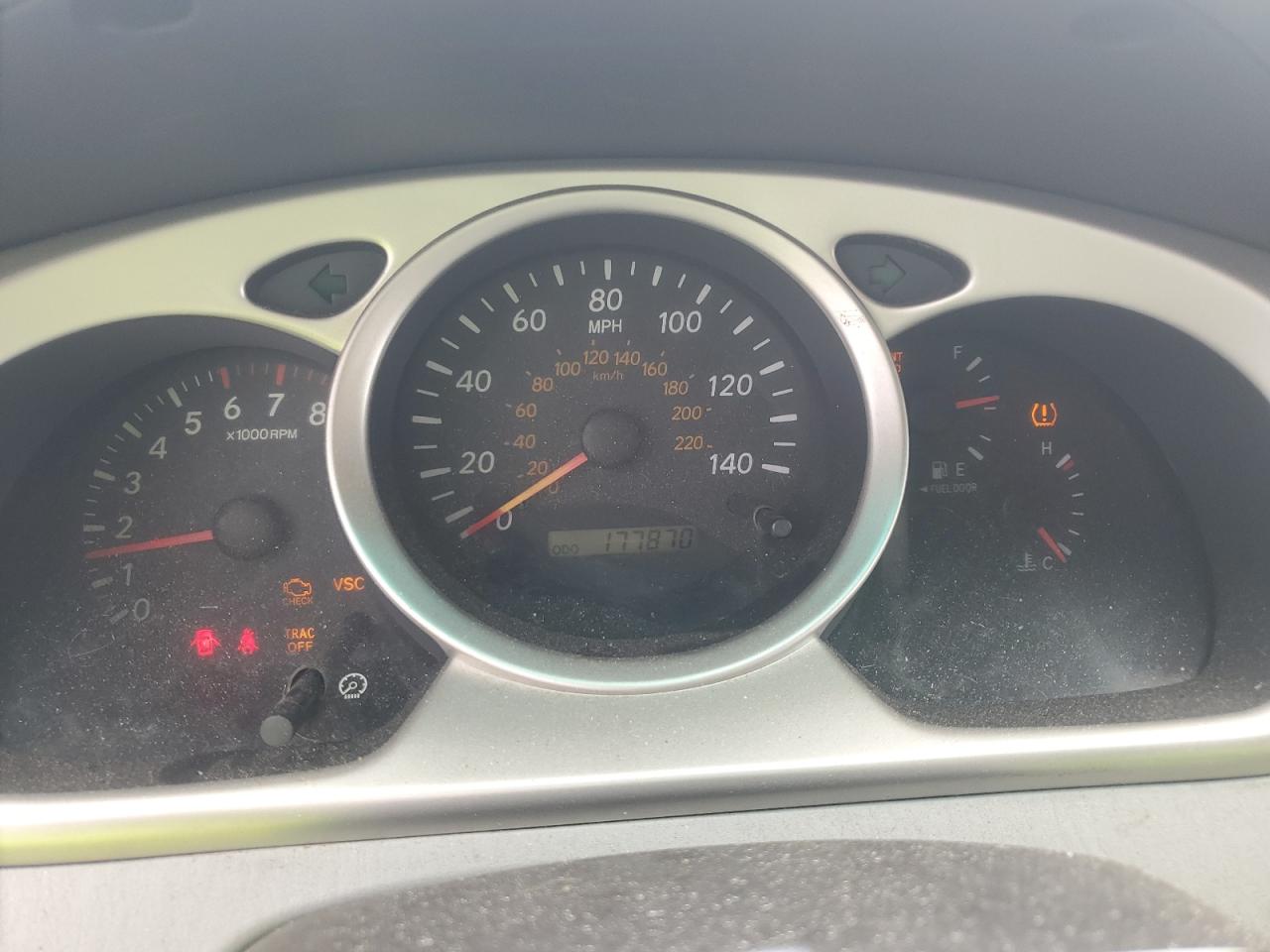 2004 Toyota Highlander Base VIN: JTEDP21A240036998 Lot: 64717675