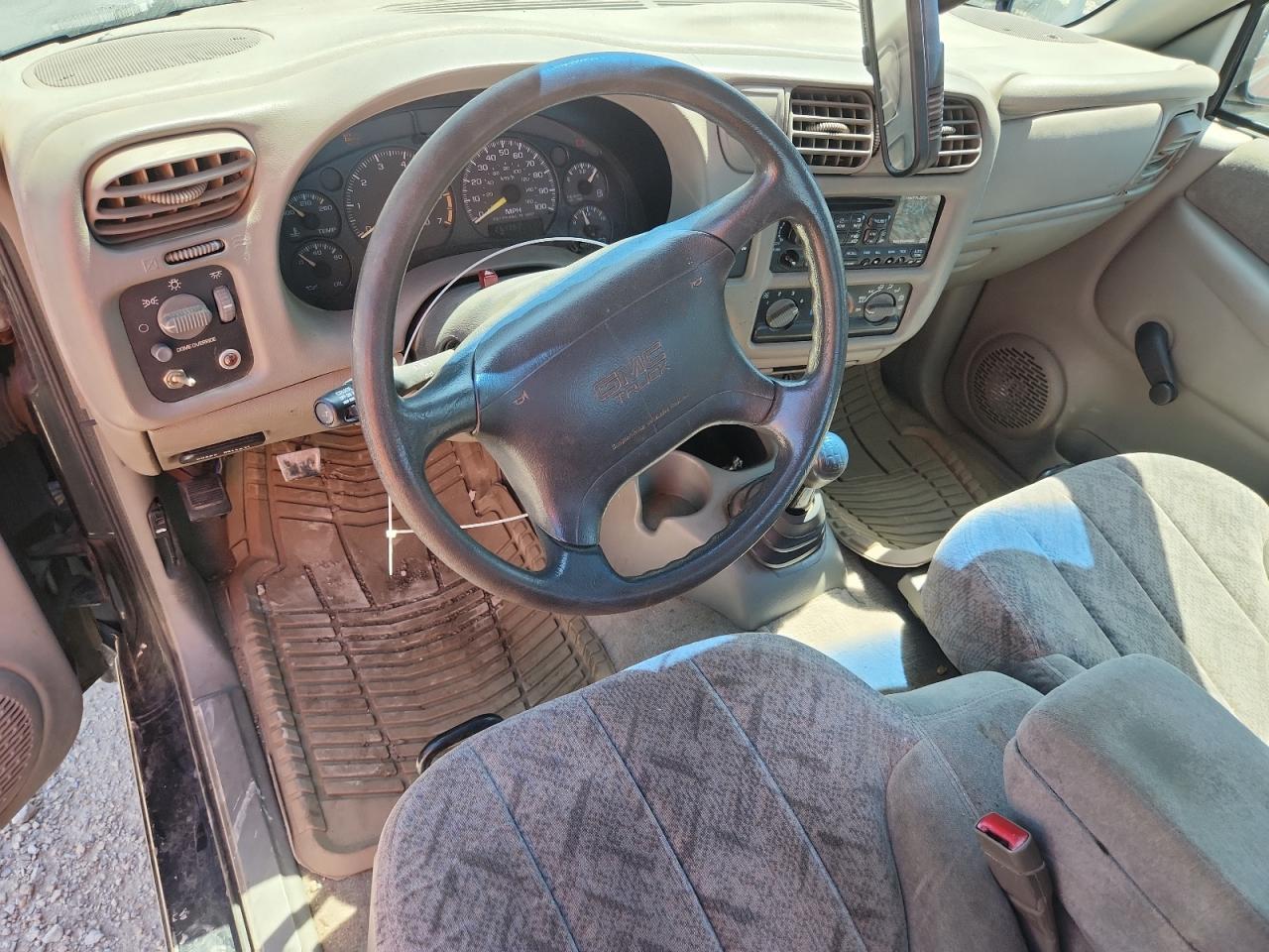 1998 GMC Sonoma VIN: 1GTCS1947W8528955 Lot: 63428135