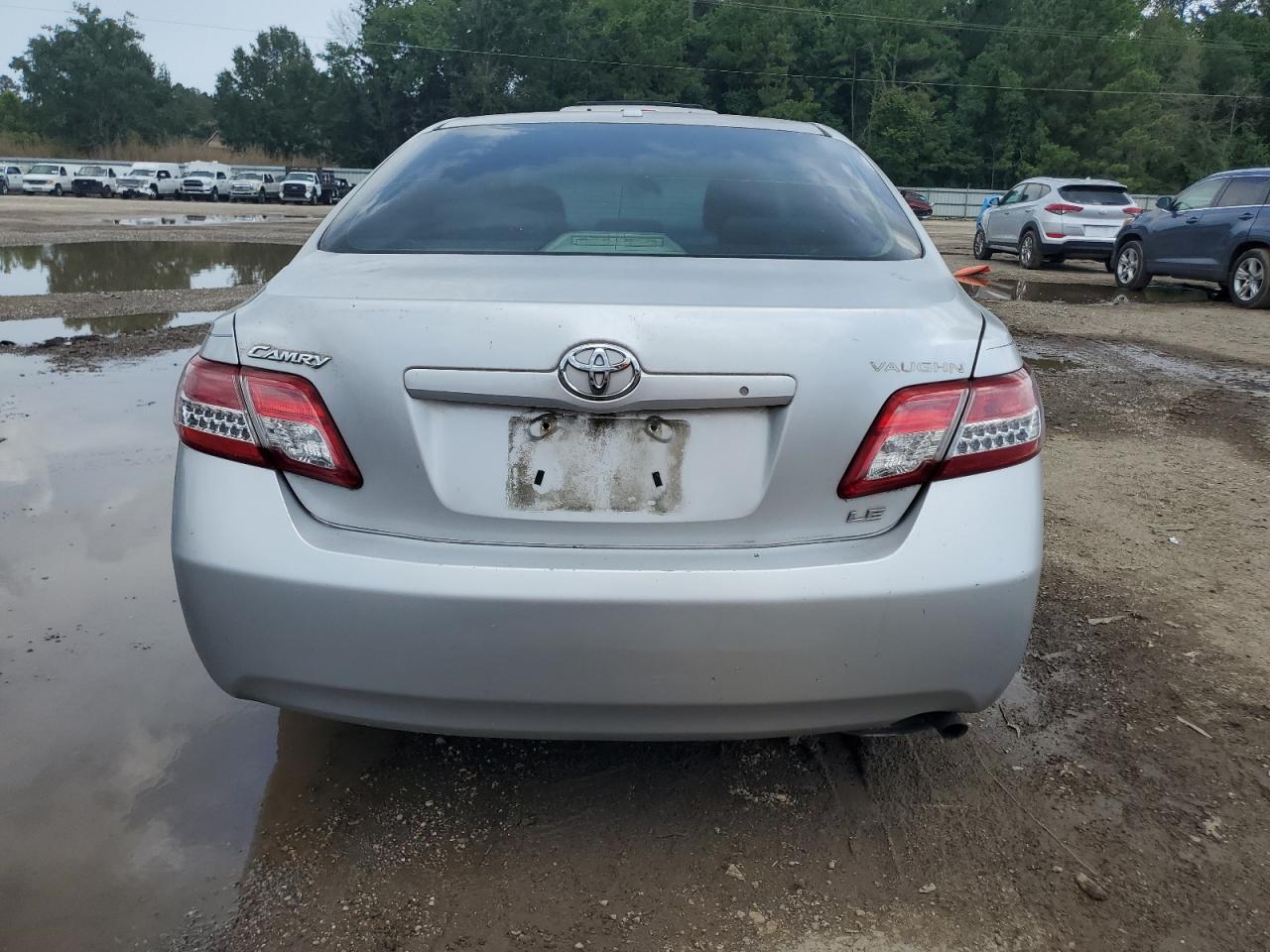 2010 Toyota Camry Base VIN: 4T1BF3EK8AU110867 Lot: 64112385