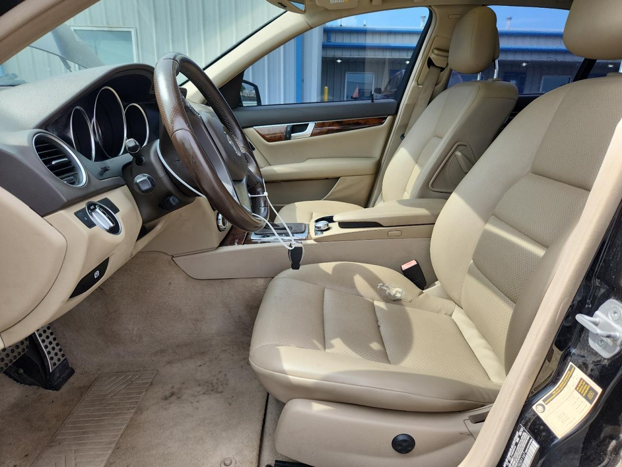 2012 Mercedes-Benz C 350 VIN: WDDGF5HB1CR201167 Lot: 64118365