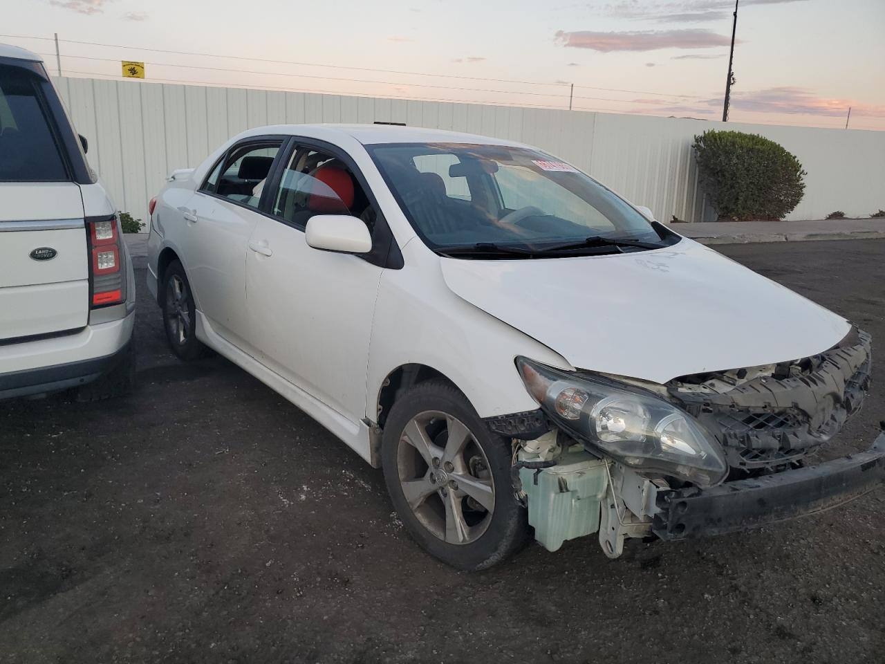 5yfbu4ee5dp079296 5YFBU4EE5DP079296 2013 Toyota Corolla Base