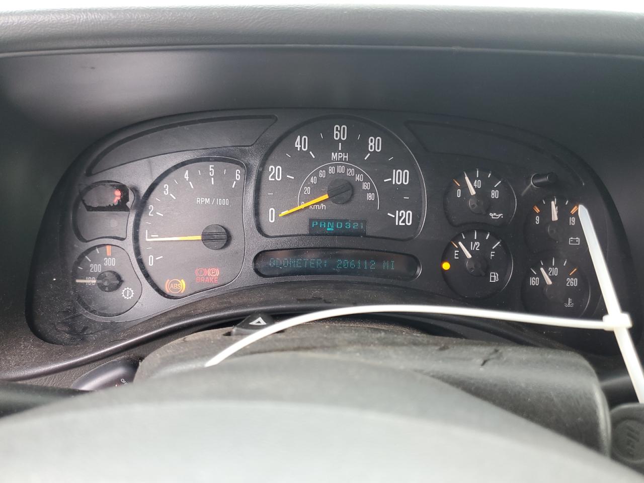2005 GMC Sierra K2500 Heavy Duty VIN: 1GTHK23UX5F819481 Lot: 64437475