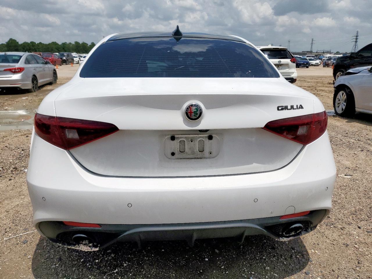 zarfambn1k7621450 ZARFAMBN1K7621450 2019 Alfa Romeo Giulia Ti