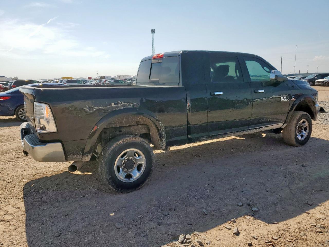 2017 Ram 2500 Laramie VIN: 3C6UR5NL7HG727111 Lot: 64643825
