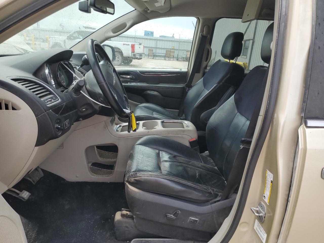 2011 Chrysler Town & Country Limited VIN: 2A4RR6DG5BR797663 Lot: 64127855