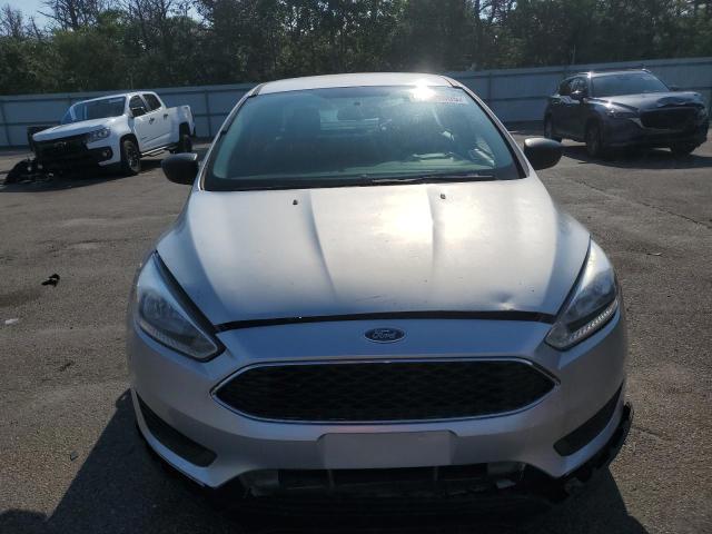  FORD FOCUS 2018 Серебристый