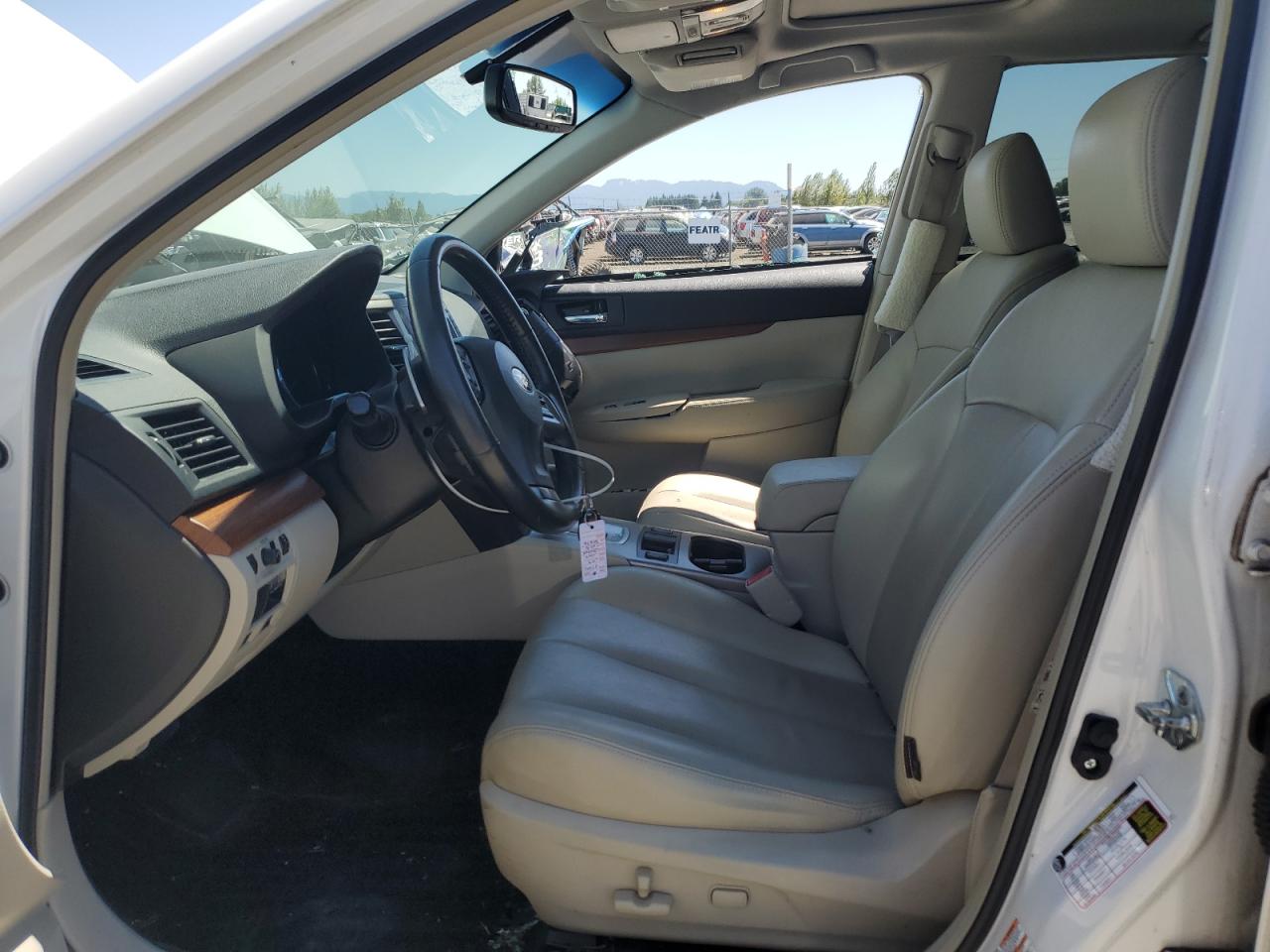 2013 Subaru Outback 2.5I Limited VIN: 4S4BRBKC1D3301636 Lot: 64514465