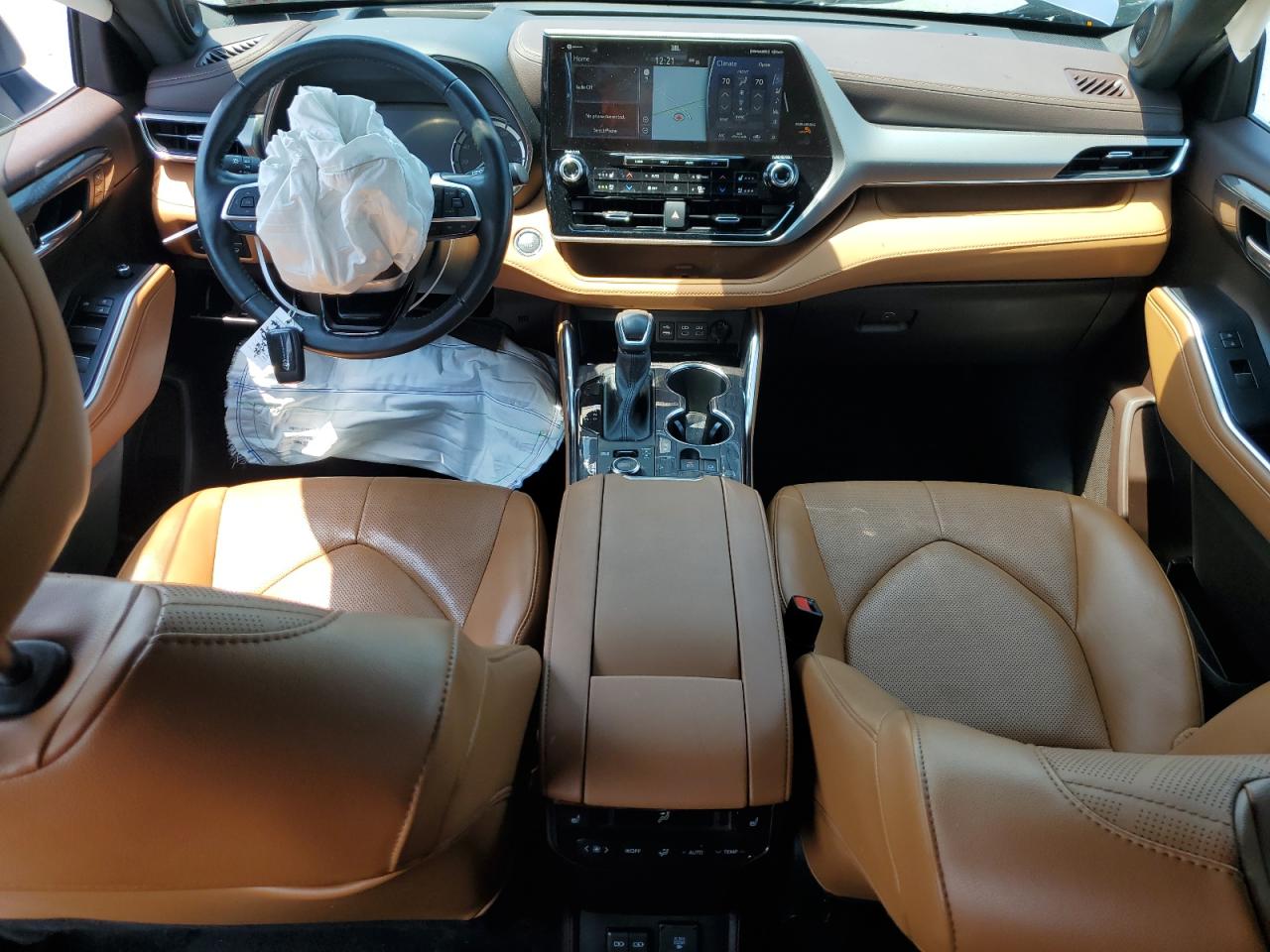 2022 Toyota Highlander Platinum VIN: 5TDFZRBH0NS184710 Lot: 63289135
