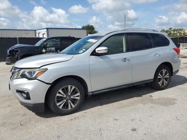  NISSAN PATHFINDER 2018 Srebrny