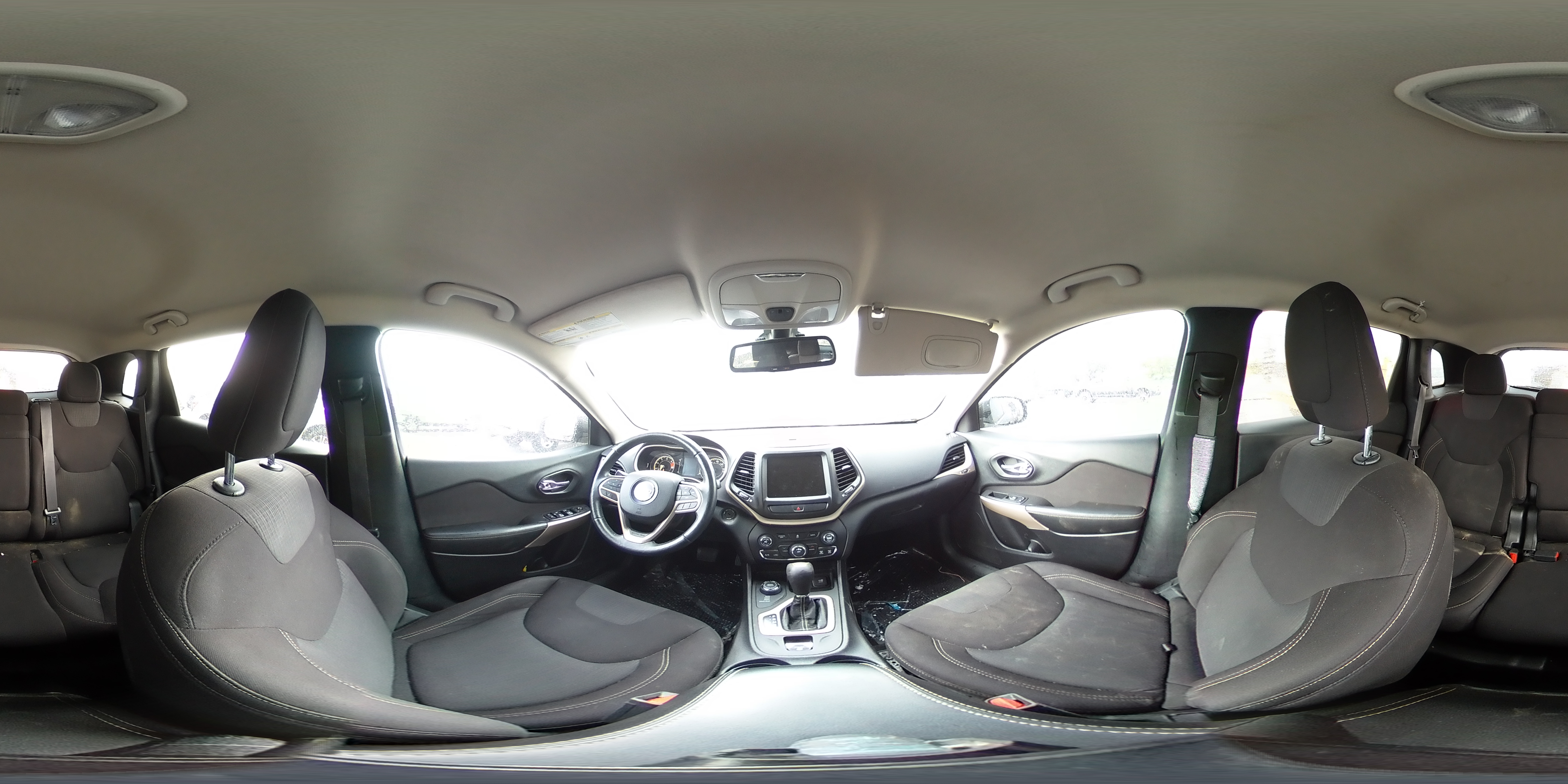 2017 Jeep Cherokee Latitude VIN: 1C4PJMCBXHW663858 Lot: 64079825