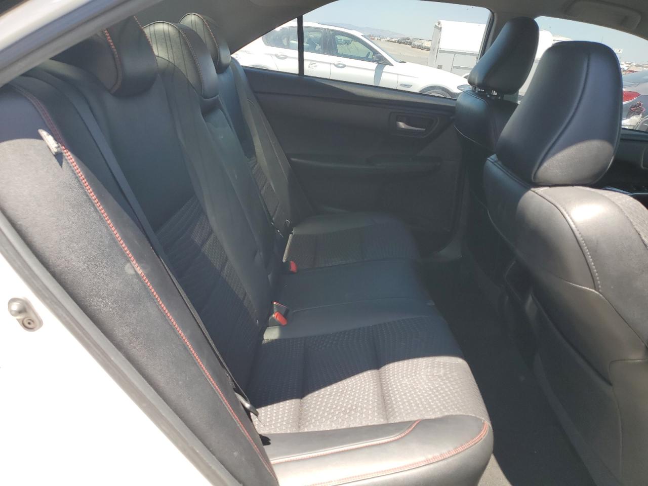 2015 Toyota Camry Le VIN: 4T1BF1FK6FU483707 Lot: 65470315